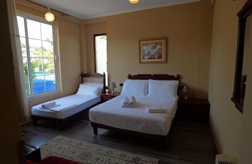 Mullet Hotel | Serenata Korcare Resort