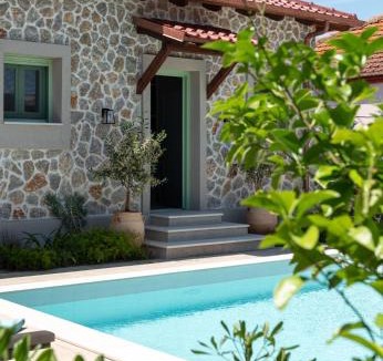 Ierissos Villa | Pnoe Luxury Villa - Private Pool Retreat & BBQ