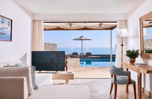 Agios Nikolaos Town Resort | St. Nicolas Bay Resort Hotel & Villas
