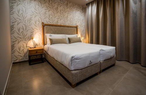 Vlachiana Apartment | Ivy Residences with Pool