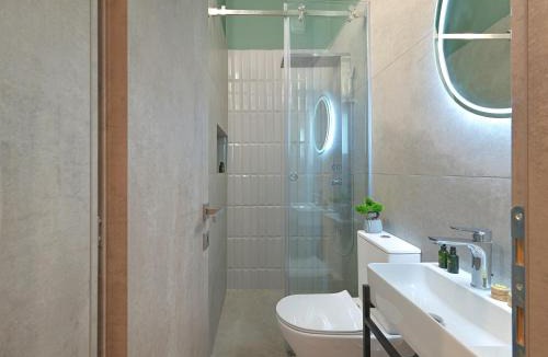 Petralona Apartment | Urban Patio Athens Entire Boutique Building