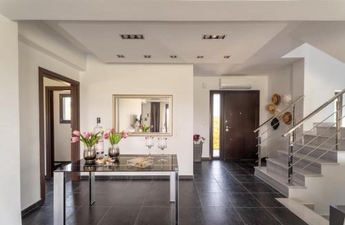 Kassandra Villa | Sani Invictus Villa