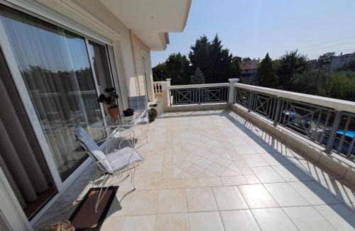 Katerini Villa | Katerini Grand Luxury Villa with Garden and Jacuzzi