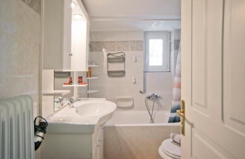 Ano Patisia Apartment | Saint Elefterios Haven
