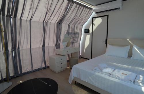 Shengjin Hotel | Piccolo Paradiso - Glamping Resort