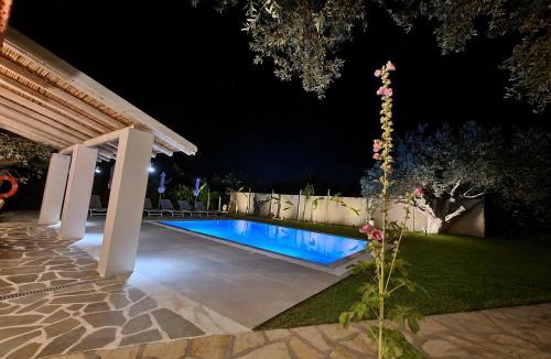 Kolymbia Villa | Olive Treasure Villa with Private Pool
