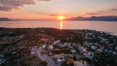 Platistomo Apartment | Efi Pool & View Alepochori ii