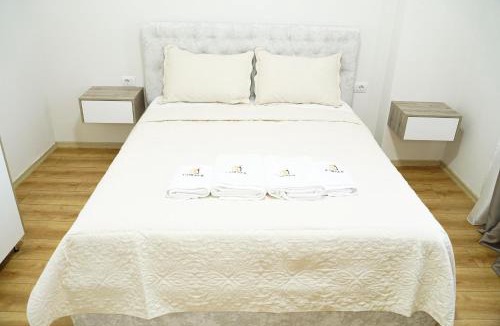 Kamez Apartment | Corner Apartments