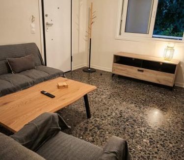 Lagonissi Apartment | LagonisiSunsetHouse