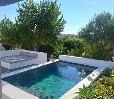 Vation Villa | South Grinn - Authentic Greek Living