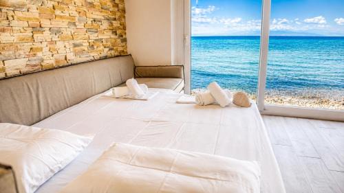 Megalos Prinos Apartment | Navis Luxury