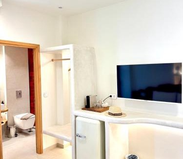 Chrisi Akti Hotel | Xanthos Beachfront Suites