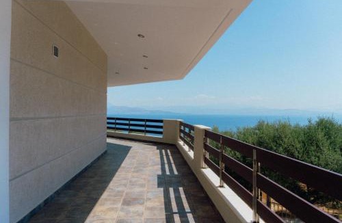 Paralia Porovitsis Apartment | Platanos View
