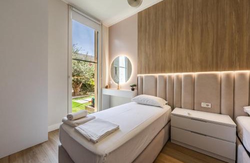 Jala Apartment | Infinity Blue Green Coast by PikHost