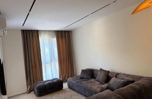 Shengjin Apartment | DUA' s apartments, next to Ilyonis Hotel