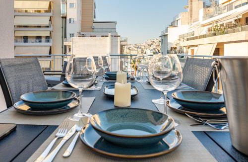 Pasalimani Apartment | Zea Marina Living- Spacious Private Terrace, Piraeus