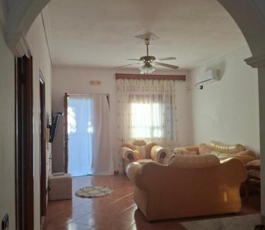 Mbrostar-Urë House | Hills Villa