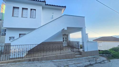 Trikeri Apartment | Κάρτ Ποστάλ Τρίκερι- Carte Postale Trikeri
