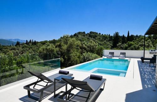 Lygia Villa | DV Villas Lefkada