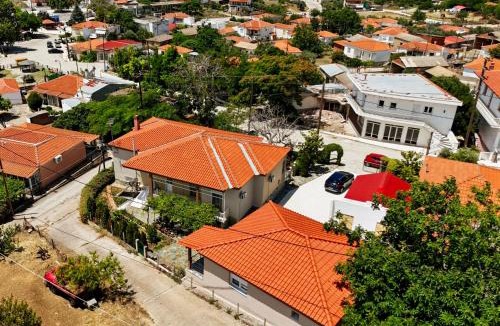 Maroneia-Sapes House | Casa Marrone