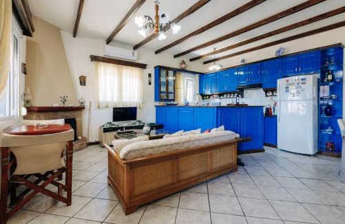 Volissos House | Limnia View