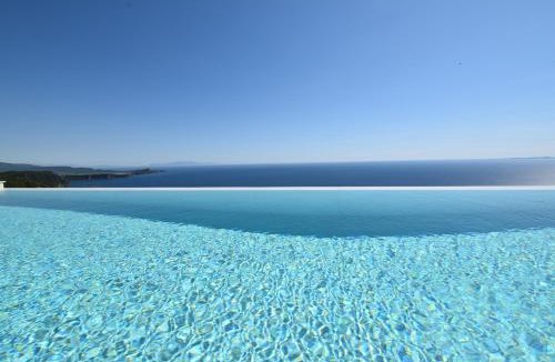Agia Kiriaki Villa | Apiron Luxury Villa