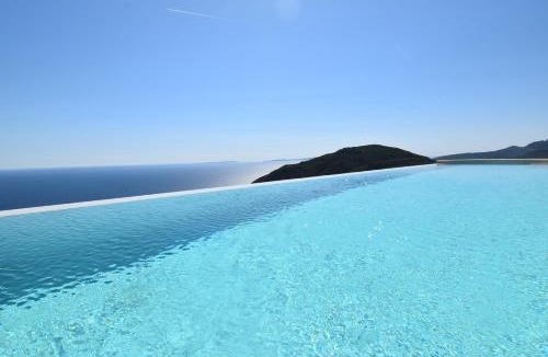 Agia Kiriaki Villa | Apiron Luxury Villa
