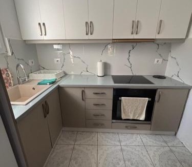 Borsh Apartment | Borsh Beach Apartment