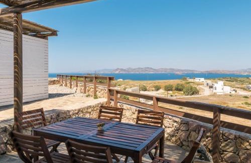 Mandrakia House | Villa Hera by Milos Concierge