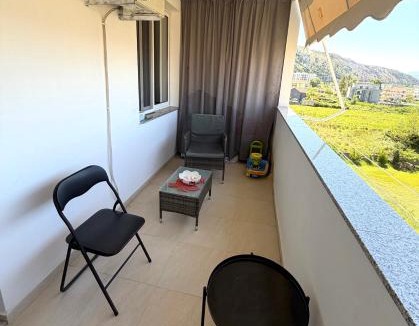 Shengjin Apartment | The Flip-Flop Apartment