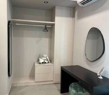 Ierapetra Apartment | RO - Refined Relaxation, Private Courtyard and Jacuzzi