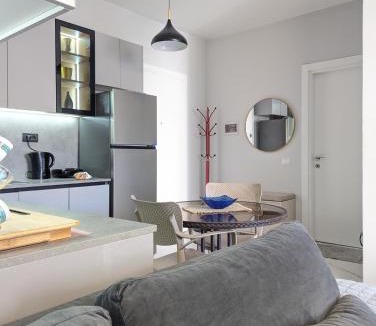 Golem Apartment | Mary's Beach Apartament Qerret