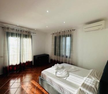 Orikum Villa | Vila Rexhepaj
