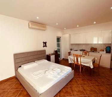 Orikum Villa | Vila Rexhepaj
