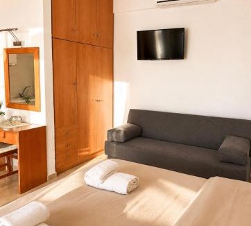 Ilia Apartment | Evilion studios