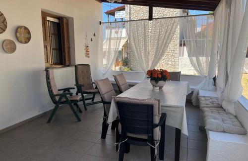 Telendos House | Peters Paradise