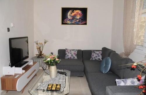 Loutraki Apartment | Enora Loutraki Guesthouse
