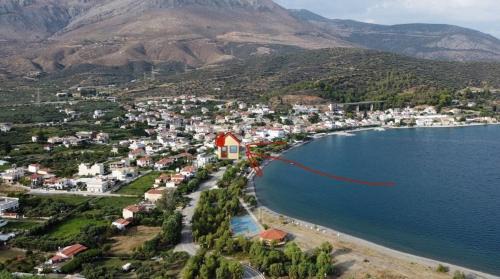 Eratini Apartment | FLISVOs 70 m από την θάλασσα