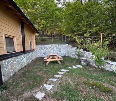 Hoçë e Qytetit House | Stanetestruzhes