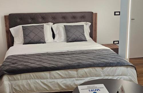 Mbrostar-Urë Hotel | Vila Astrit