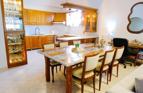 Kavala Apartment | Garden Beach House