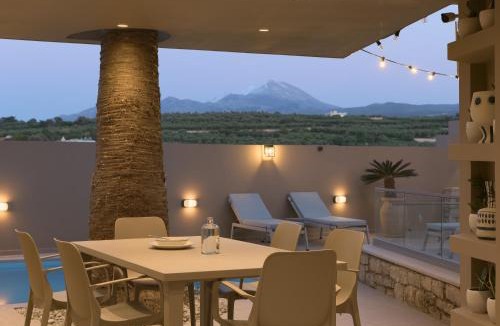 Sfakaki Villa | Foothills Turquoise Villa