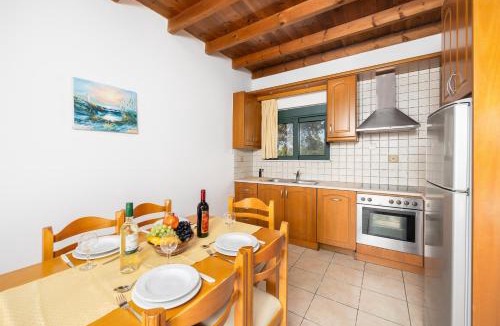 Fragkokastello Villa | Andreas Beach Villa