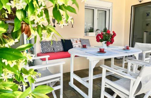 Nikita House | Seaside villa Rebecca