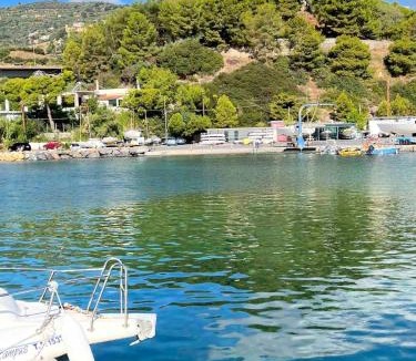Linoperamata Apartment | Stunning Seafront, 1 Bdr apt, 5 min walk to beach, Heraklion Crete