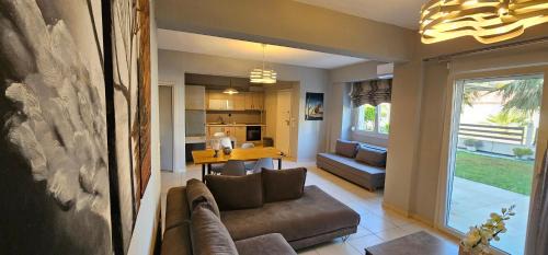 Flogita Apartment | ELINOR on the beach