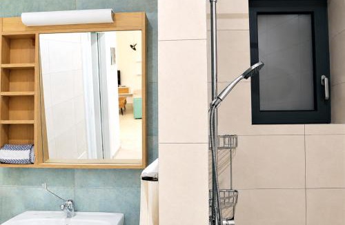 Polemarchi Apartment | Silver Cozy Getaway - 3 Pearls Pool Retreat