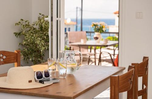 Agios Konstantinos House | Aelia Summer House