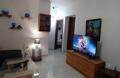 Petaloudes Apartment | Giota's City House