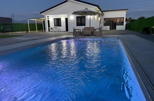 Kamez Villa | Holliday Villa
